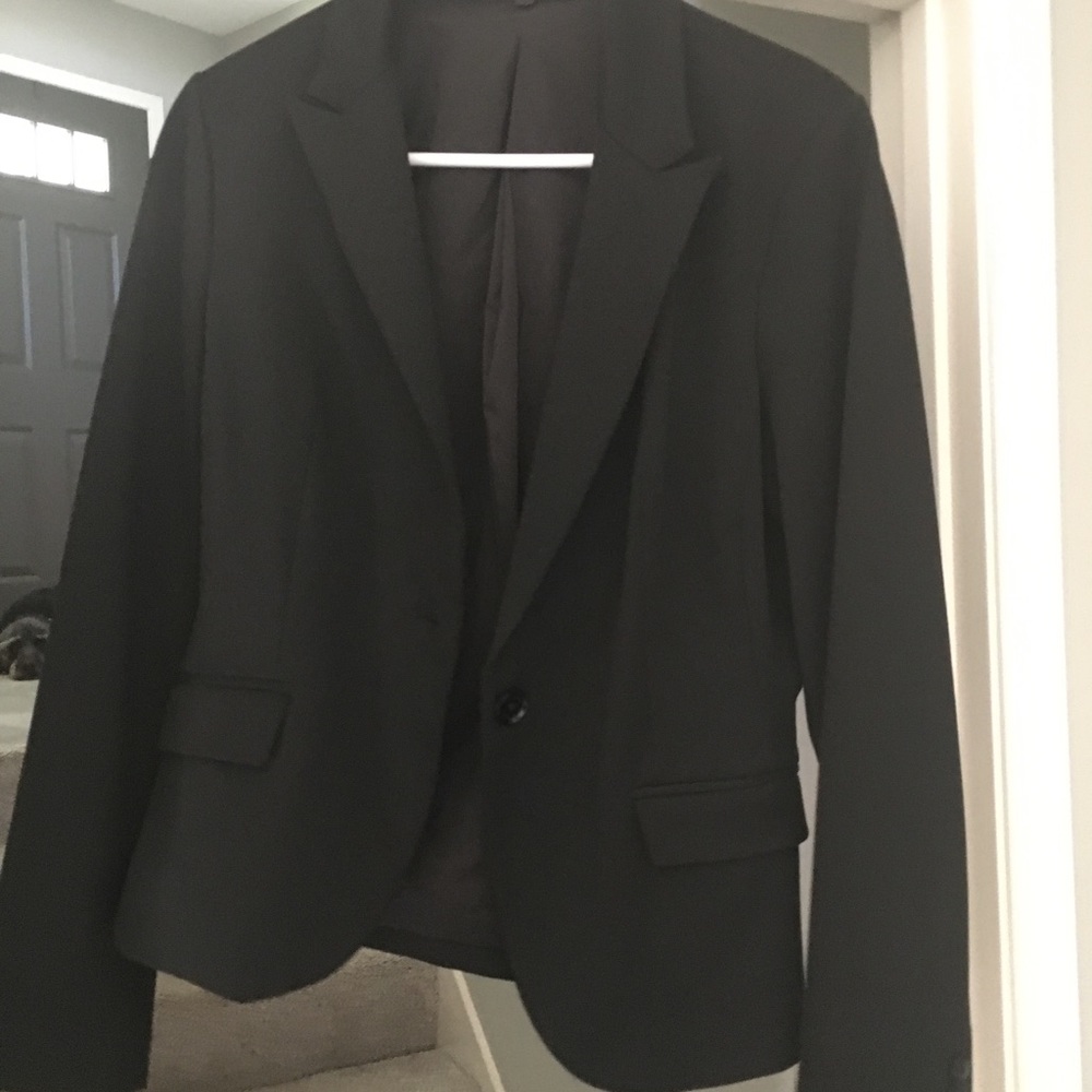 Black express blazer